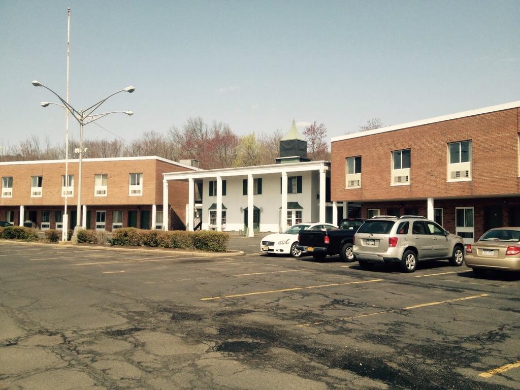 Tappan Zee Hotel West Nyack Eksteriør billede