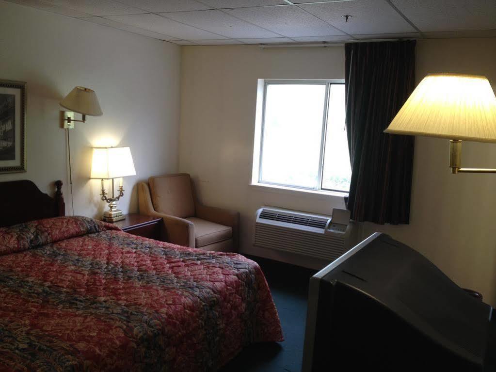 Tappan Zee Hotel West Nyack Eksteriør billede